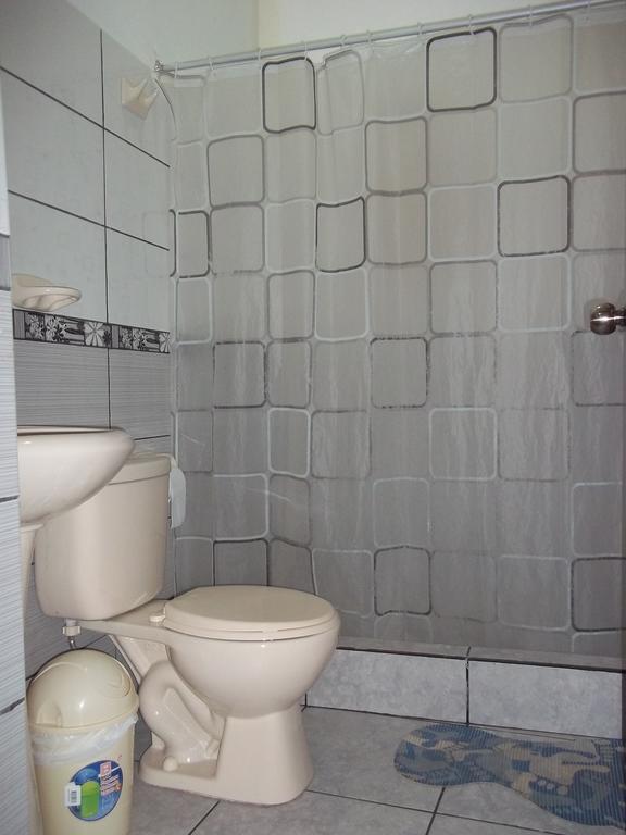 Hotel Casa Linda II Iquitos Habitación foto
