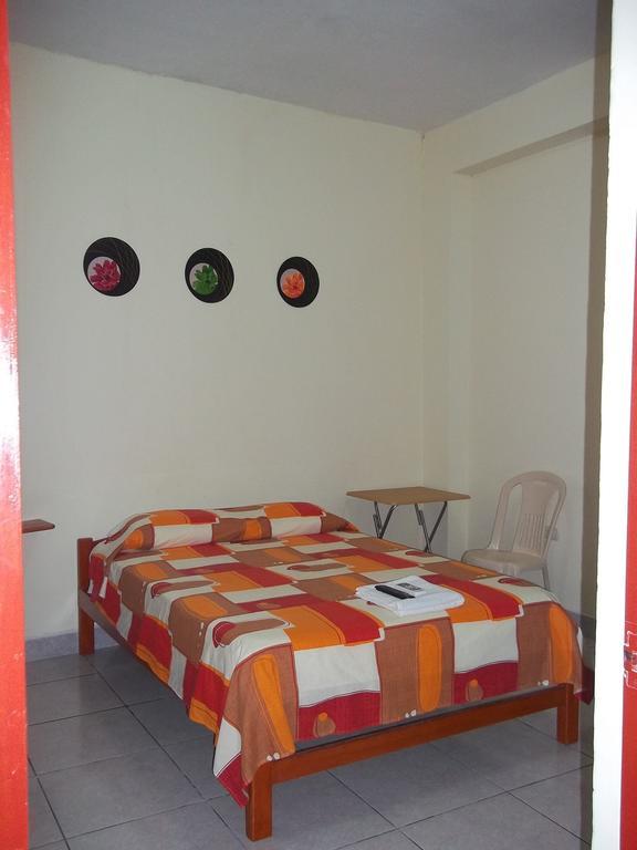 Hotel Casa Linda II Iquitos Habitación foto